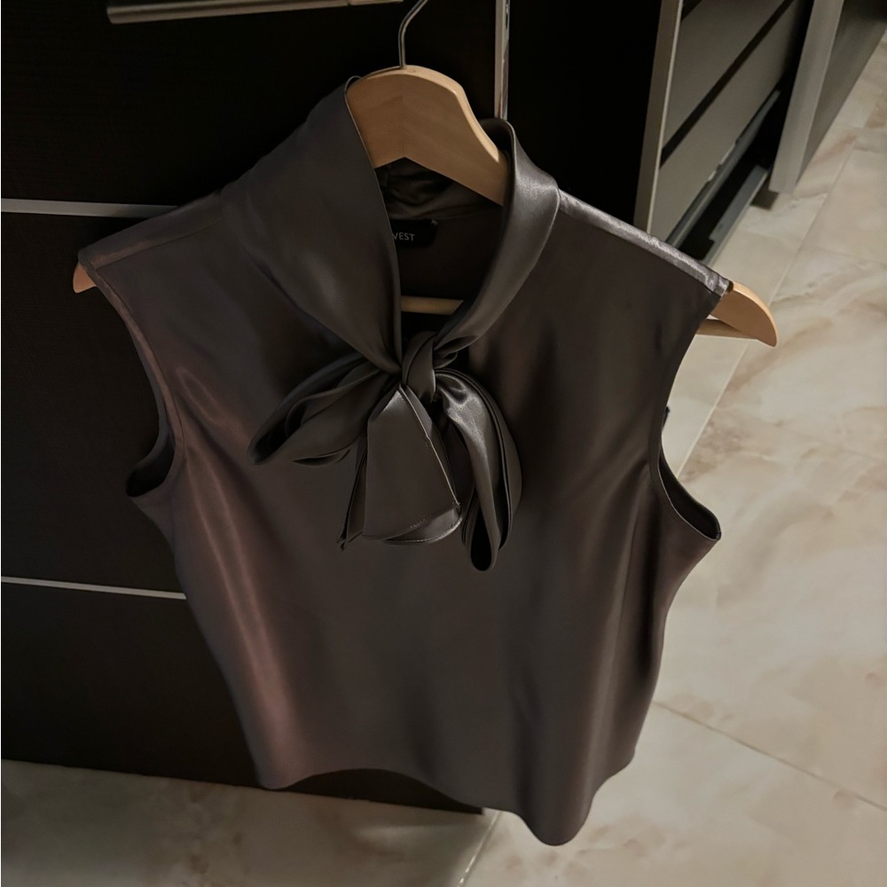 Nine West top excellence condition